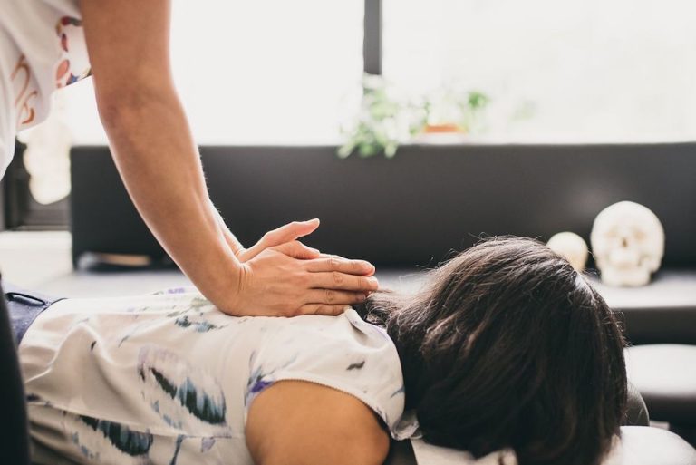 hong_kong_chiropractor_-uphealthhk